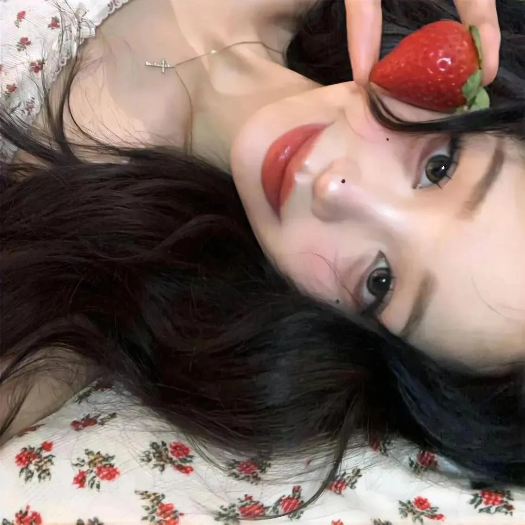 你猜我是不是英雄封面